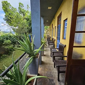Blue Pillars 3* Kandy